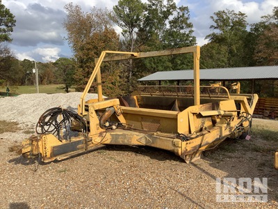 1997 Reynolds 17C 6 Tire Hydraulic Pull Scraper