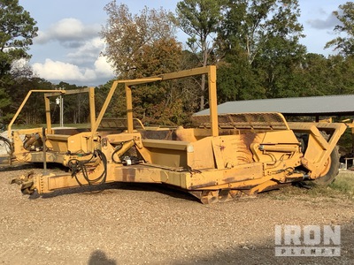 2001 Crabtree 6 Tire Hydraulic Pull Scraper