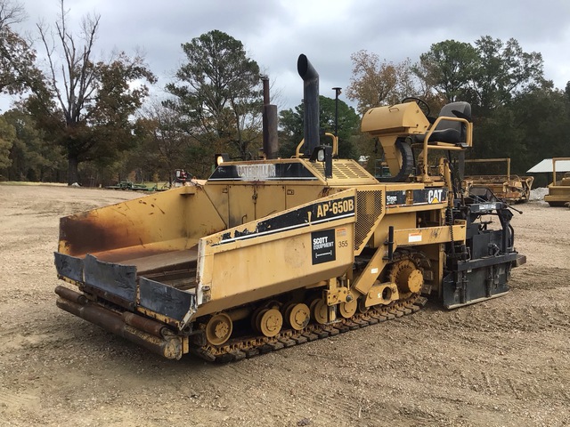 2001 Cat AP-650B Track Asphalt Paver