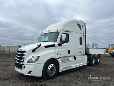 2021 Freightliner Cascadia 126 6x4 T/A Sleeper Truck Tractor
