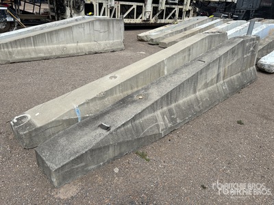Quantity of (2) DB80 4 m Tapered Concrete Barrier