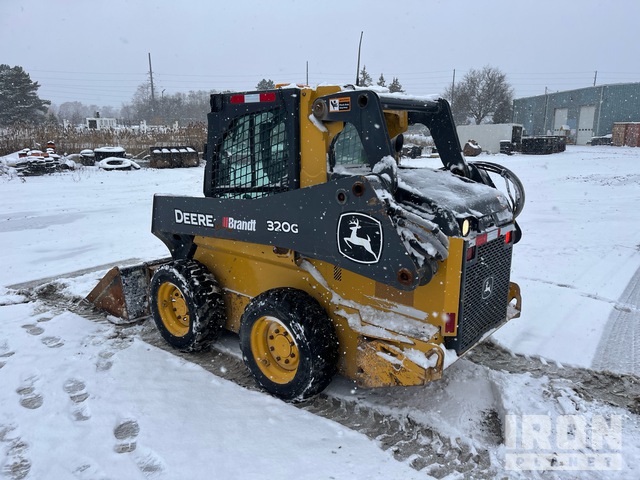 MINI CARGADOR SOBRE RUEDAS 2022 JOHN DEERE STEER