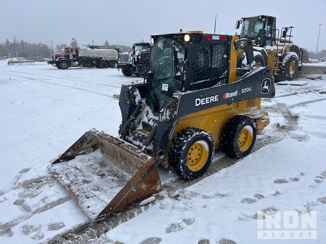 MINI CARGADOR SOBRE RUEDAS 2022 JOHN DEERE STEER