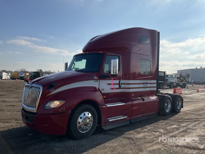 2020 International LT625 6x4 Tracteur routier couchette