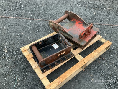 Quantity of (2) Q/C Excavator Coupler