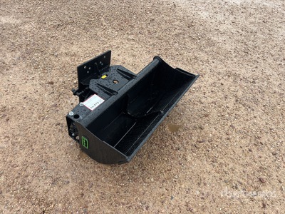 2025 Haener HHG180-P30A 755 mm Hydraulic Tilting Tilt Excavator Bucket (Unused)