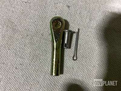 (143) Oshkosh 3562713 Rod End Clevises
