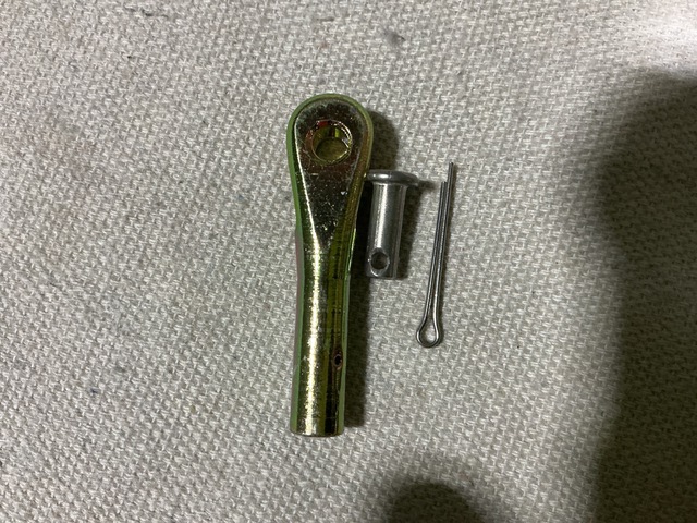 (143) Oshkosh 3562713 Rod End Clevises