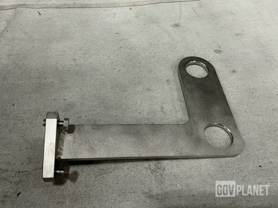 (2) Rolls-Royce 6889888 Angle Brackets