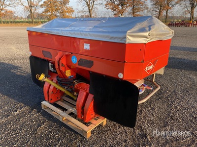 2009 Kuhn 30.1 Spandifertilizzante