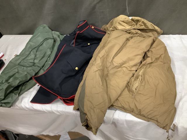(8) Extreme Cold Weather Parkas, (5) Men&rsquo;s Coats & Assorted Items
