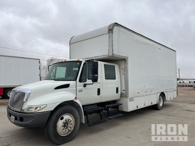 2004 International 4300 4x2 Crew Cab Moving Van Truck