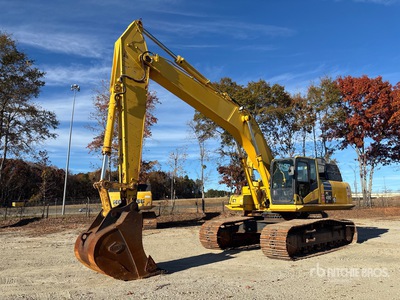 2016 Komatsu PC490LC-11 Tracked Excavator