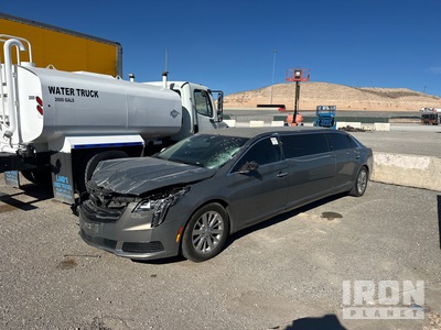 2018 Cadillac XTS Limousine (Inoperable)