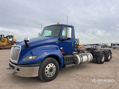 2019 International LT625 6x4 Cabeza Tractora Cabina Corta