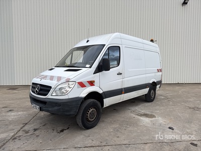 2012 Mercedes Benz Sprinter 313 CDI 4x4 4x4 Camion Fourgon فان نقل