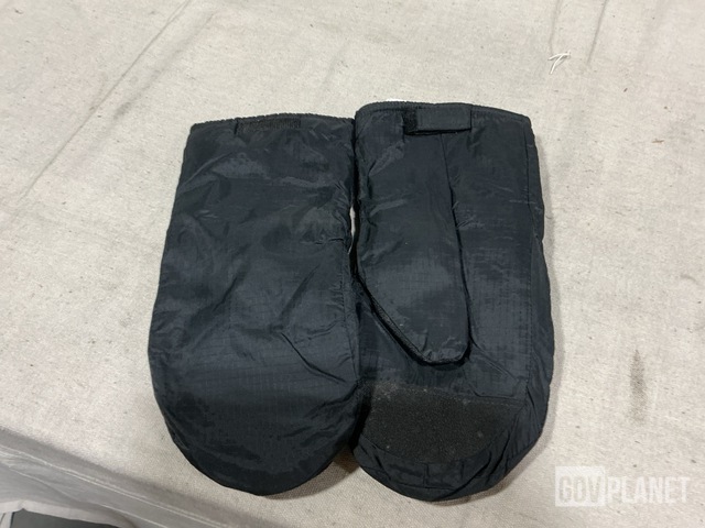 (8) Pairs of Extreme Cold Weather Mitten Inserts & Assorted Items in ...