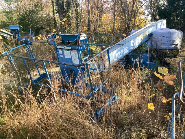 2005 Genie S60 4WD Diesel Telescopic Boom Lift (Inoperable)