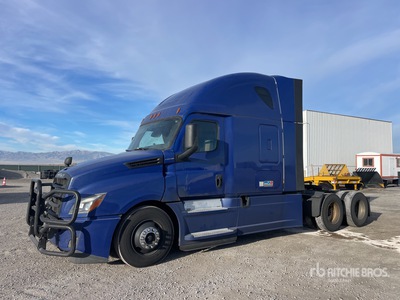 2020 Freightliner Cascadia 126 6x4 T/A Sleeper Truck Tractor