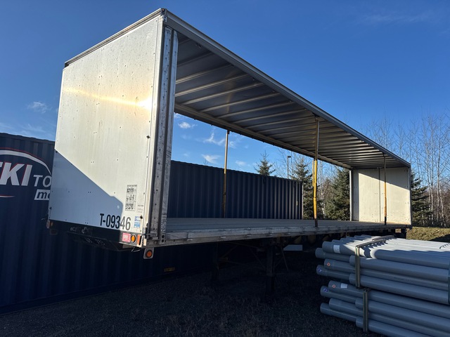 2015 Doonan 46 ft T/A Curtain Side Trailer