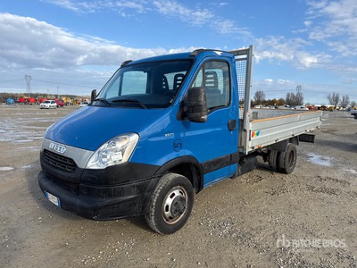2015 Iveco Daily 35C11 Flatbed Truck