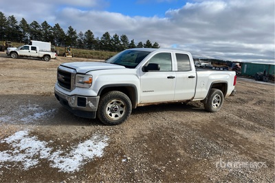 2014 GMC Sierra 1500 4x2 Extended Cab Pickup