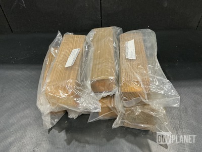 (71) 12307613 Runners