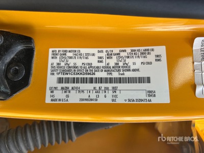 2019 Ford F-150 XL 4x2 Crew Cab Pickup