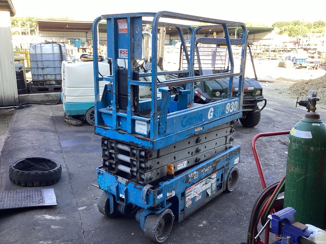 2006 Genie GS-1930 Electric Scissor Lift 2006 Genie GS-1930 Electric Scissor Lift