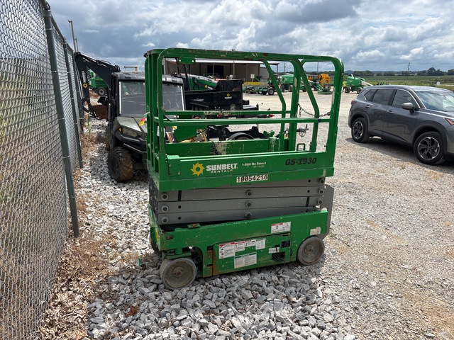 2018 Genie GS1930 Electric Scissor Lift (Inoperable)