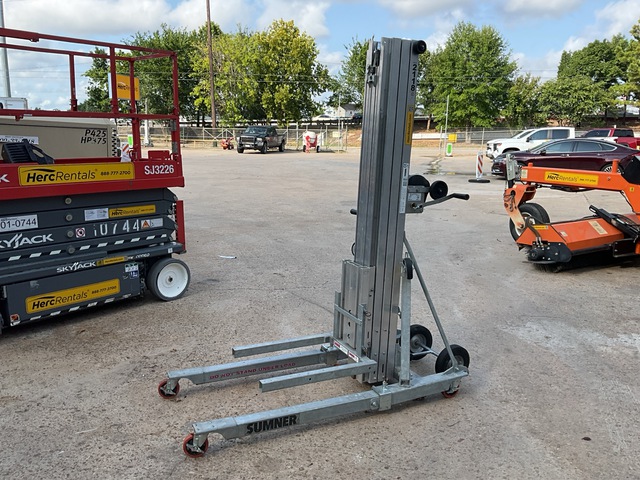 2023 Sumner 2118 Material Hoist 2023 Sumner 2118 Material Hoist