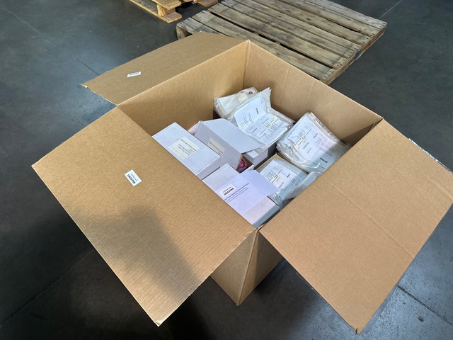 Bren-Tronics Chargers & Harris Knob Kits Include: (Unused)