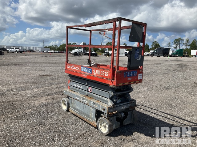 ELEVADOR TIJERA 2014 SKYJACK SJIII3219