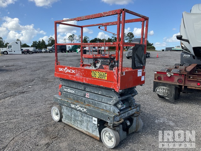 ELEVADOR TIJERA 2014 SKYJACK SJIII3219