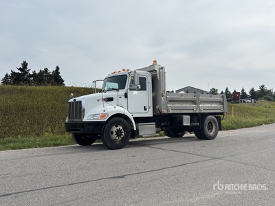 2017 Peterbilt 337 4x2 Autocarro ribaltabile