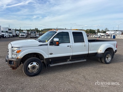2015 Ford F-350 Lariat 4x4 Crew Cab Pickup