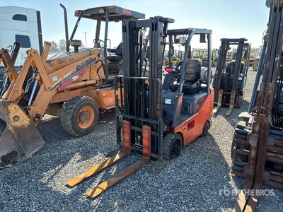 2010 Toyota 8FGCU18 3000 lb Cushion Tire Heftruck