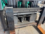 Hydraulics with Side Shift Cylinder