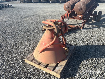 3-Point Fertilizer Spreader