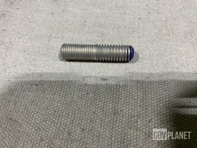 (266) 7348813 Plain Studs