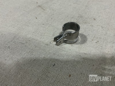 (281) 128ES10232-11 Seat Clamps