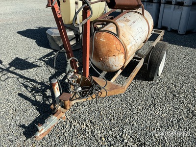 8 ft S/A Vertical Blast Pull-Type Sprayer