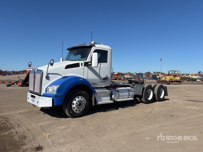 2019 Kenworth T880 6x4 تراكتور شاحنة نهارية (ثنائية المحور)