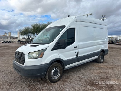 2016 Ford Transit 250 فان نقل