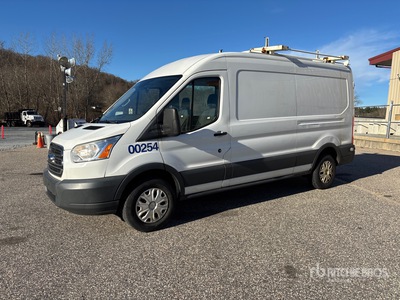 2015 Ford Transit 250 Fourgon cargo