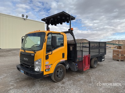 2020 Isuzu NPR HD 4x2 Traffic Control Truck Varios camion control trafico
