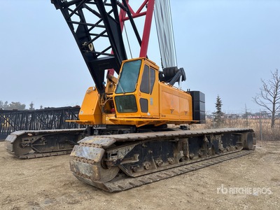 1999 Manitowoc 888 Lattice-Boom Crawler Crane