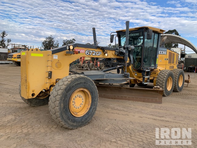 MOTOCONFORMADORA JOHN DEERE 672G 2012