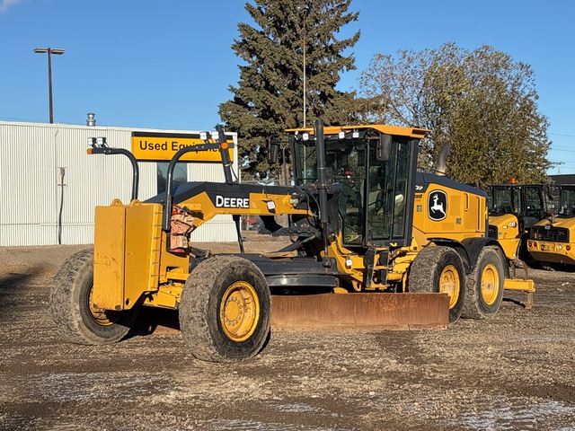 2021 John Deere 872GP AWD Motor Grader