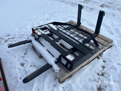 GIYI 59 in Skid Steer Forks